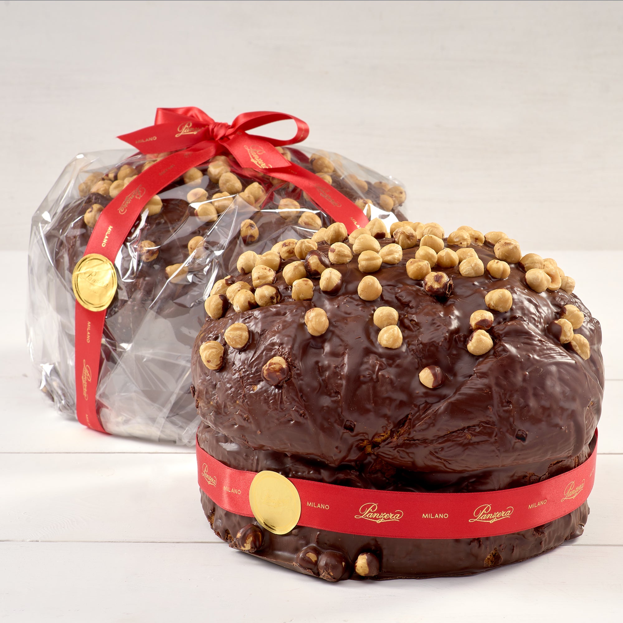 Panettone Glassato al Cioccolato Extrafondente 75% e Nocciole